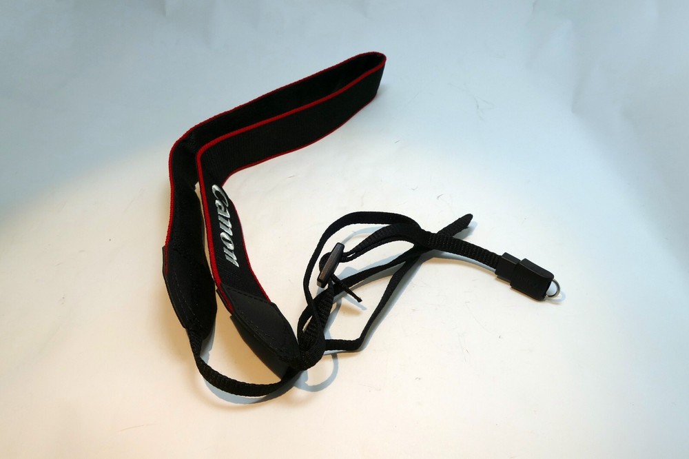 Canon EOS Digital Camera Neck Shoulder Strap - missing buckle at the end