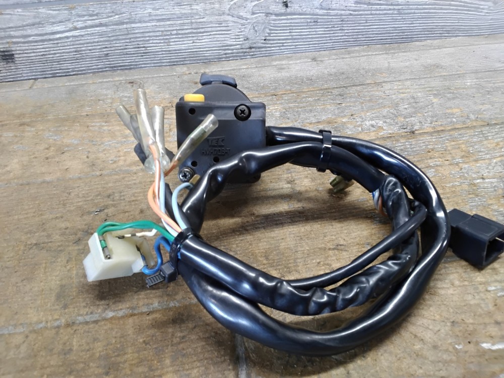 1979 HONDA CB750K LEFT HANDLEBAR CONTROL SWITCH IH-714