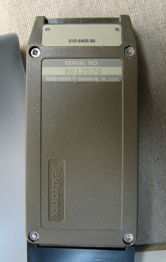 Tektronix P6455 TTL/MOS Pattern Generator Probe & Accessories - Logic Analyzer