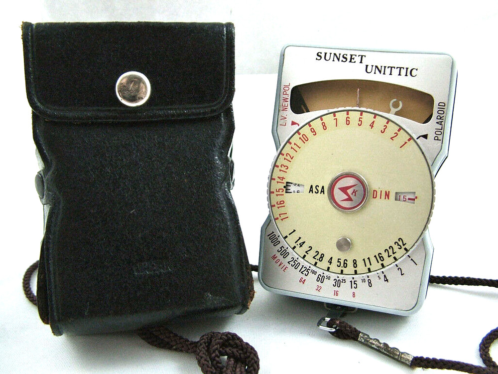 VINTAGE SUNSET UNITTIC MODEL 31 CAMERA LIGHT METER
