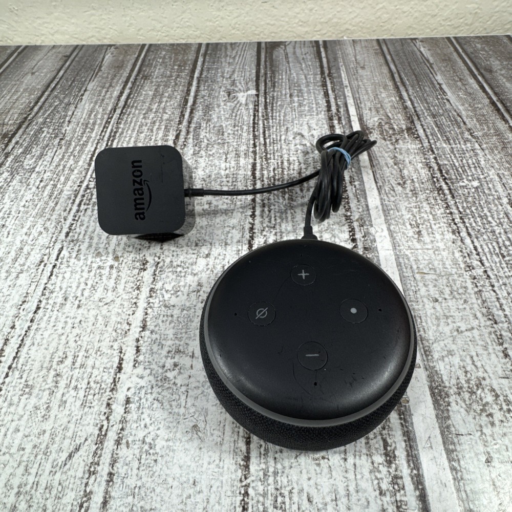 Amazon Echo Dot 3rd Gen Smart Speaker D9N29T Black w/ Power Adapter