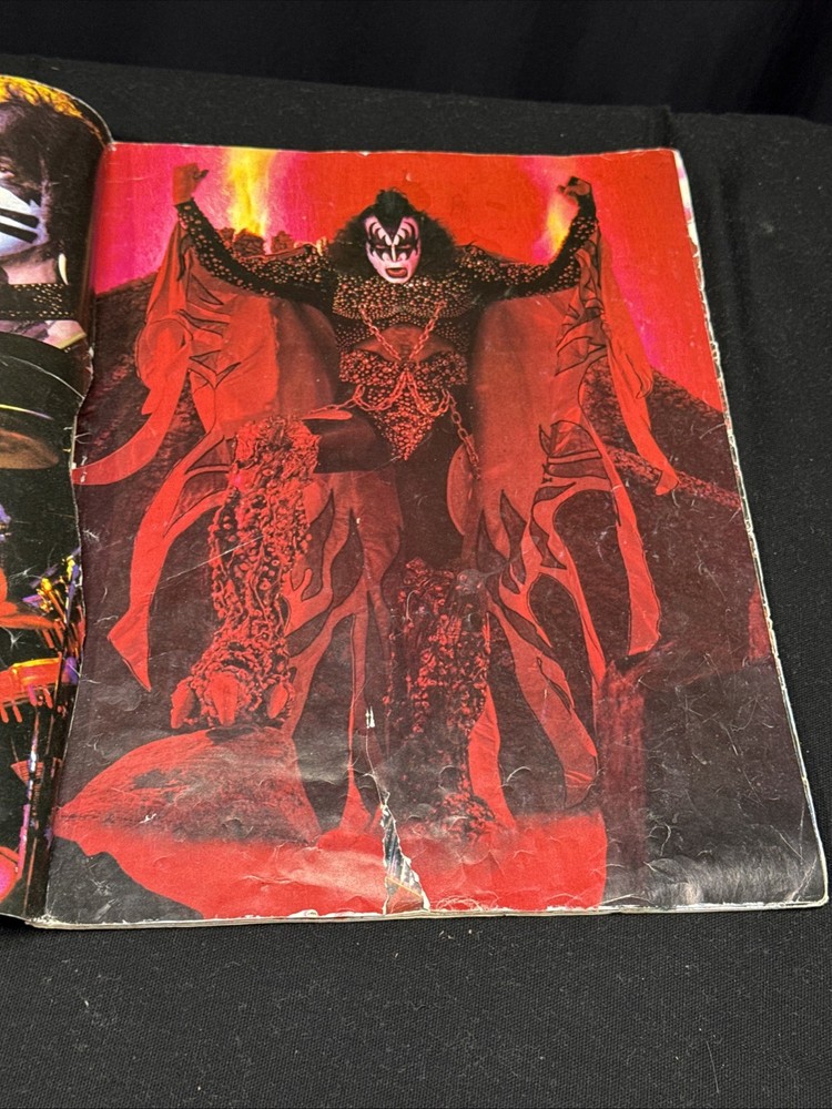 KISS - VINTAGE ORIGINAL 1979 DYNASTY TOUR CONCERT PROGRAM BOOK