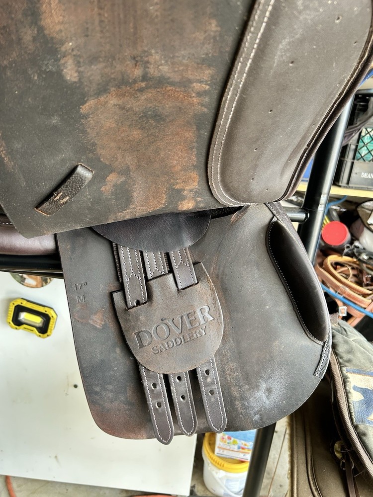 Dover Circuit 17in Jump Saddle