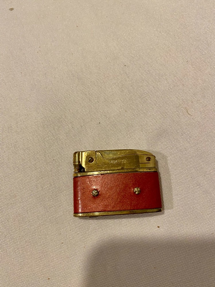 Vintage Pereline Red Lighter