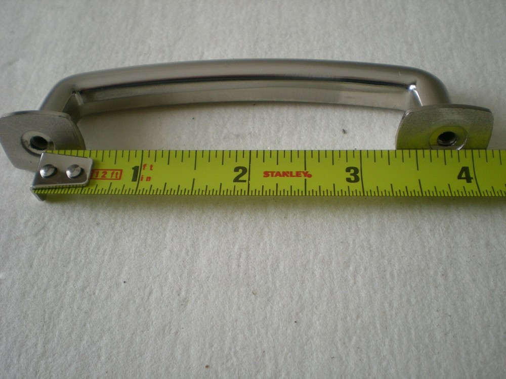 Richelieu 3-3/4" Brushed Nickel Transitional Drawer Pull (10 Pack)