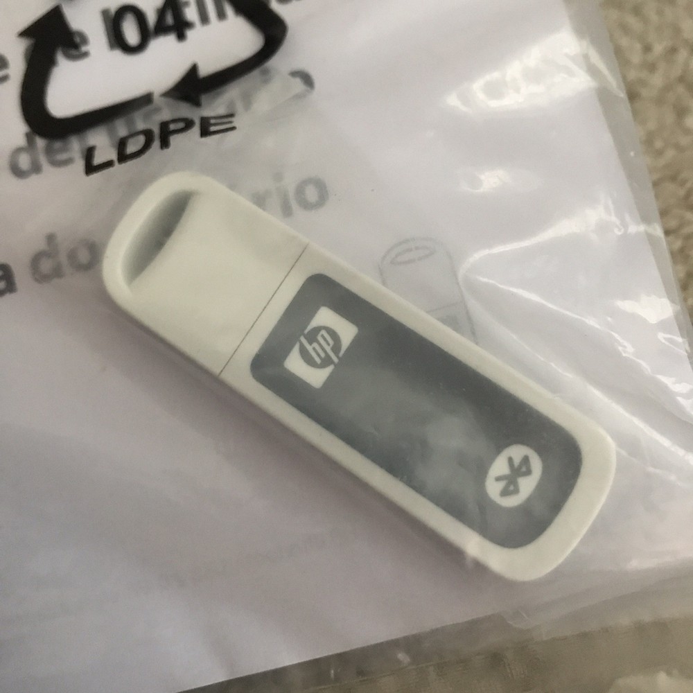 HP Bluetooth USB 2.0 Wireless Adapter BT500 Wireless Print or Transfer Documents