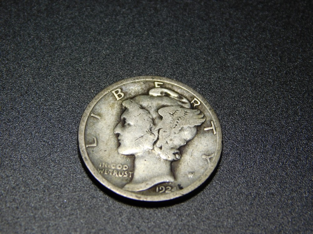 OLD SILVER US COIN 1924 D MERCURY LIBERTY DIME
