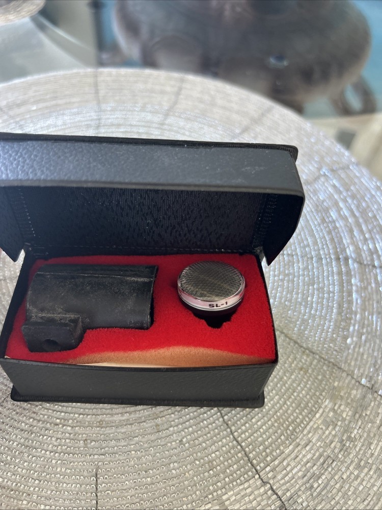 VIVITAR SL-1 WIRELESS CAMERA FLASH TRIGGERING UNIT W/ Case”