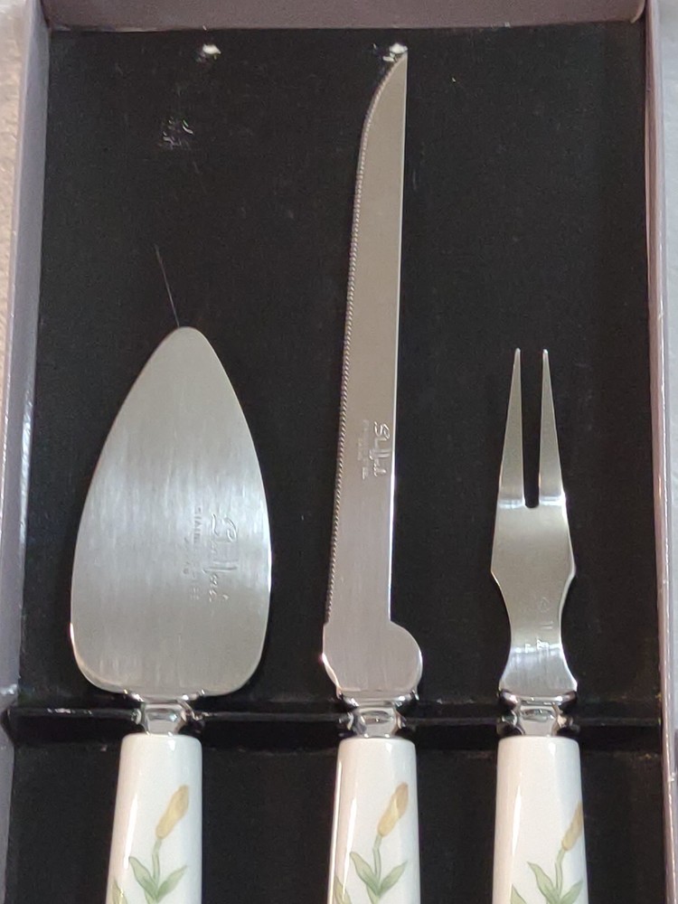 Jade Lily Gourmet Hostess Set