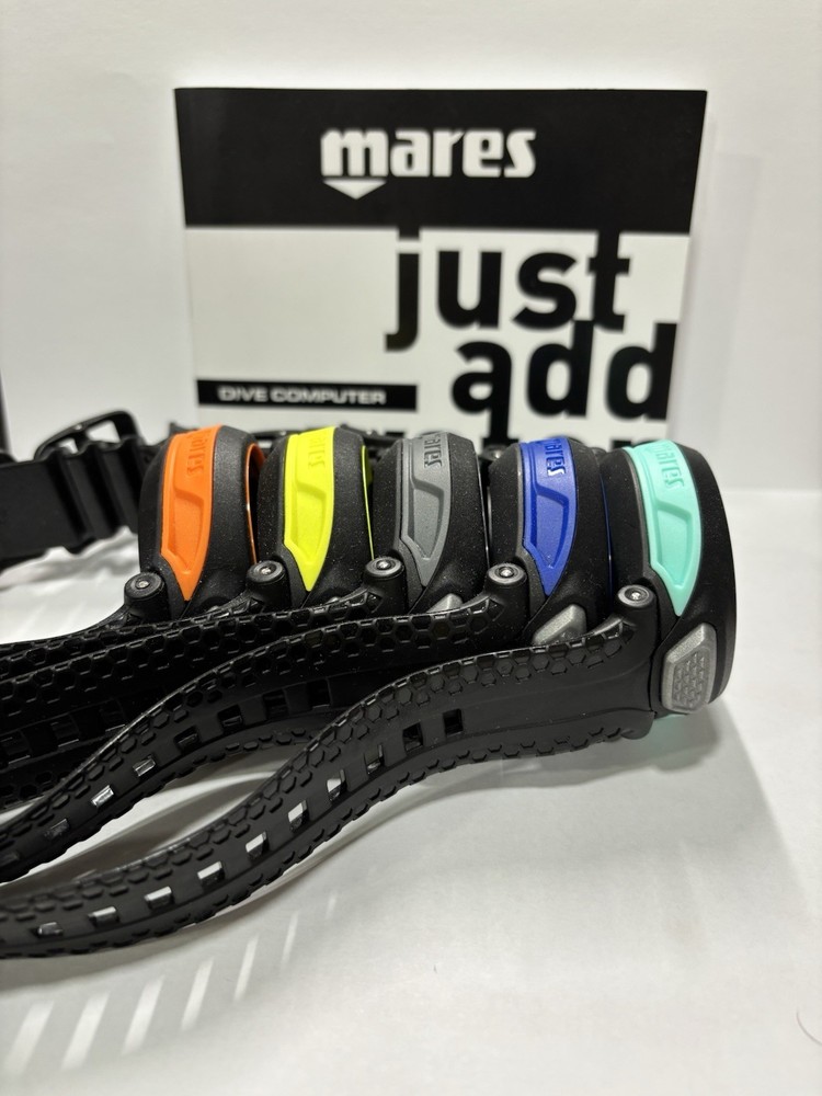 Mares Puck 4 Dive Computer Assorted Colors (Sold Together)