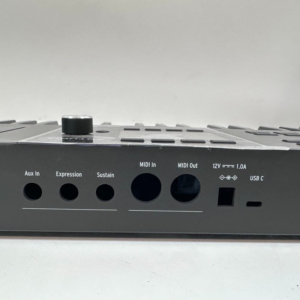 Arturia KeyLab 61 MK3 MIDI Keyboard Controller; AS-IS