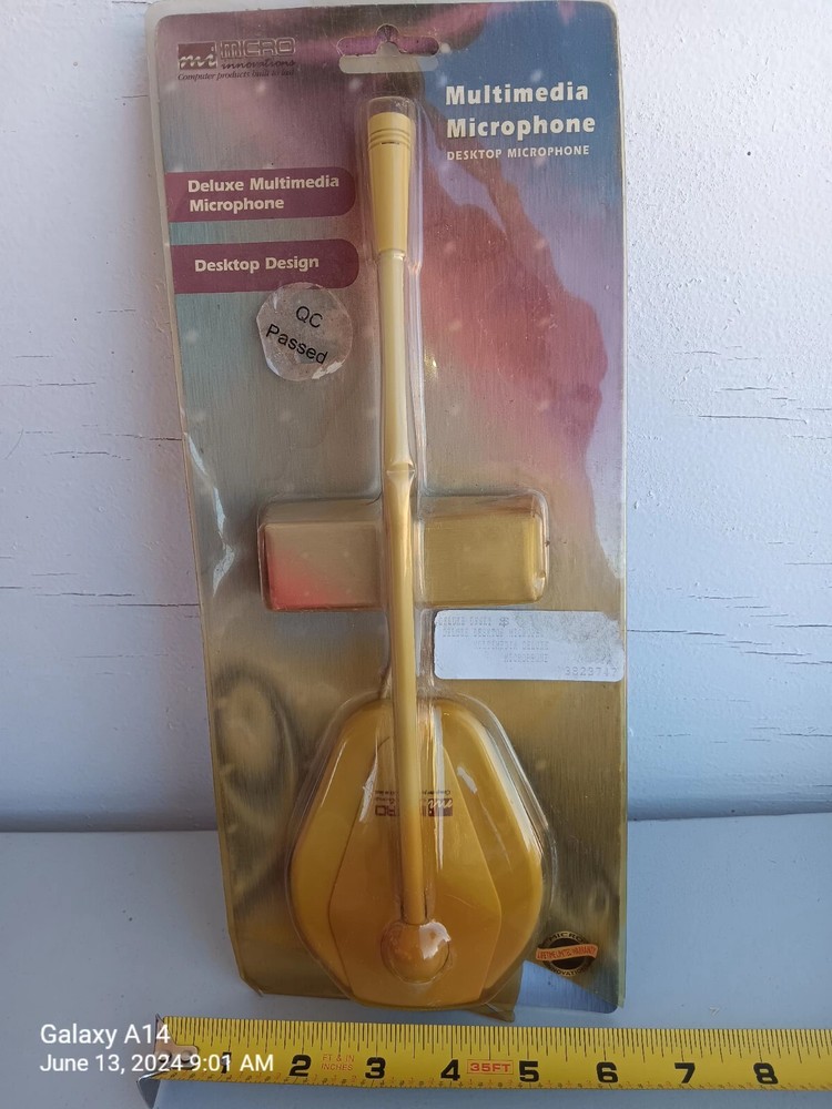 Vintage Multimedia Microphone
