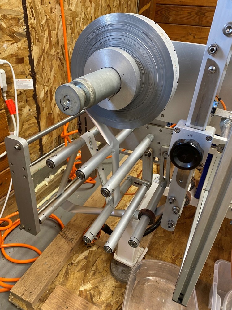 Ment Pack Artstick/R Single Lane Granule Stick Pack Machine- Working