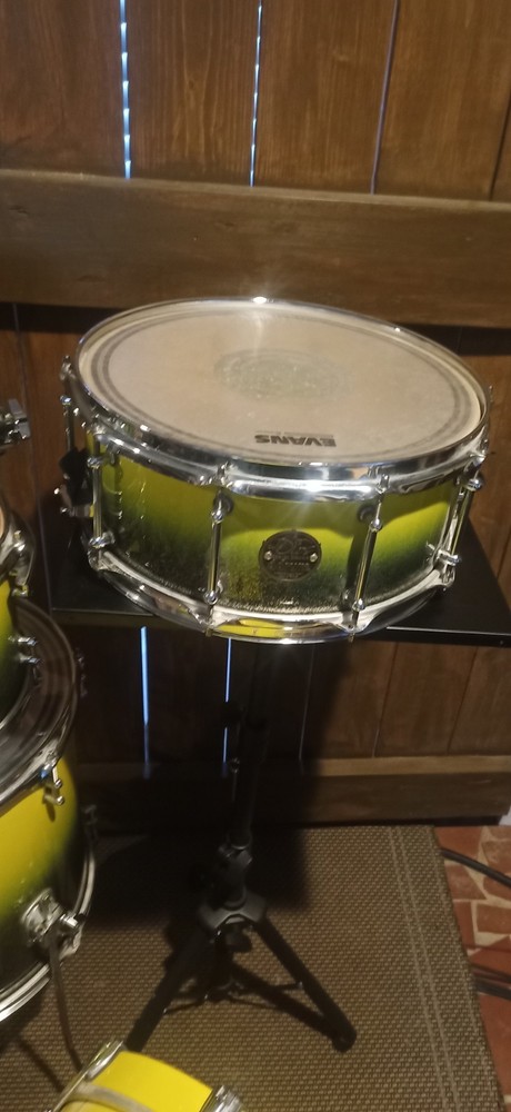 Ddrum Dios Maple 5 Piece Drum Kit racing yellow green