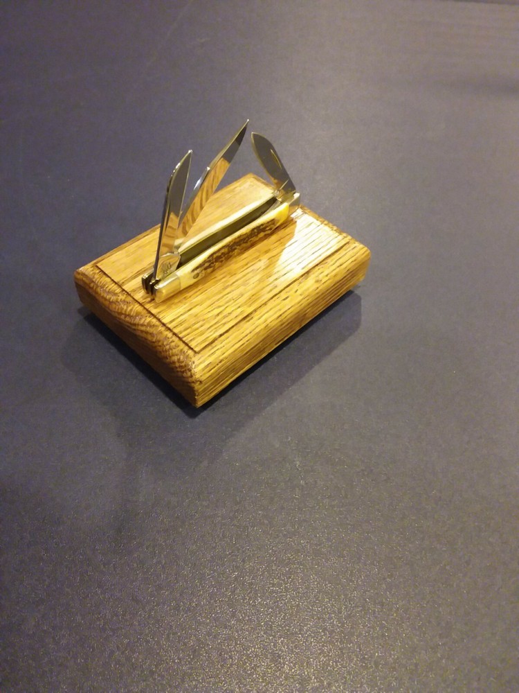 KNIFE DISPLAY STAND. (2-stands)