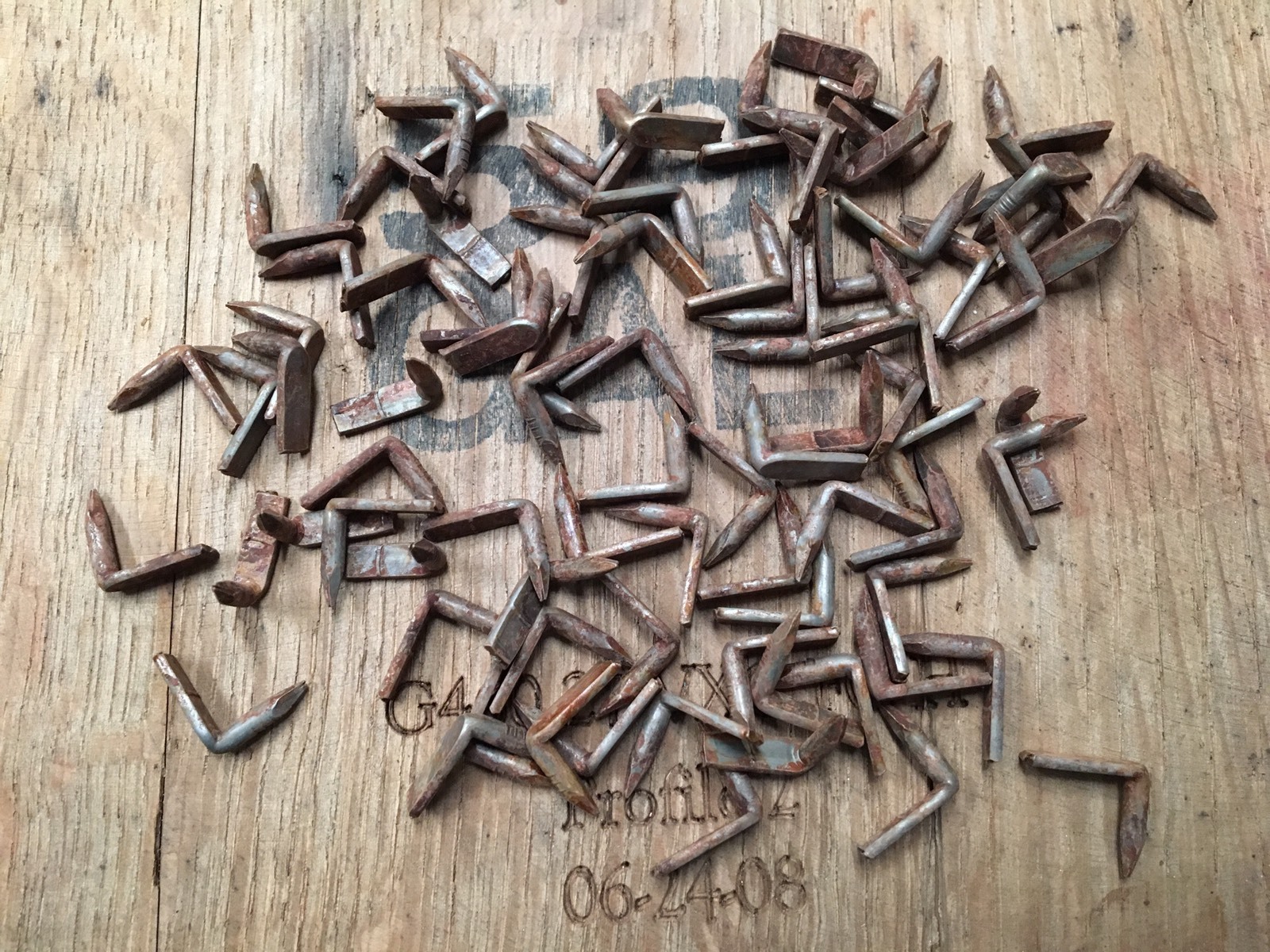 Hoop Nails Galvanized Vintage Look 50 QTY Barrel NAILS Whiskey Wine Wood Band