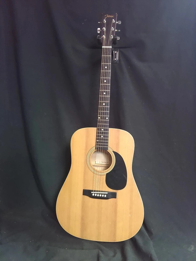 Johnson Dreadnought - Natural