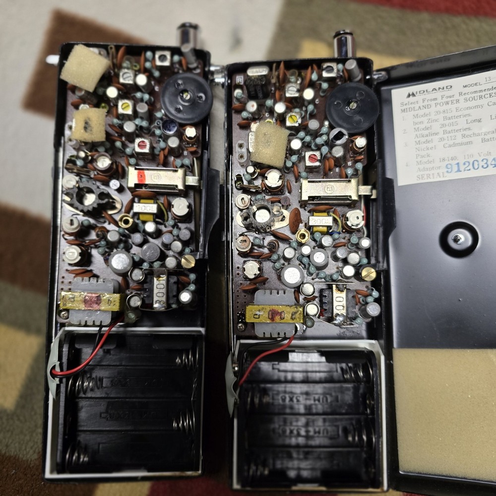 Midland 13-722 Transceiver (2)