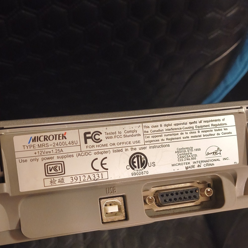 Microtek ScanMaker 4850 Flatbed USB Scanner 4800x2400 DPI 48-Bit CCD A4