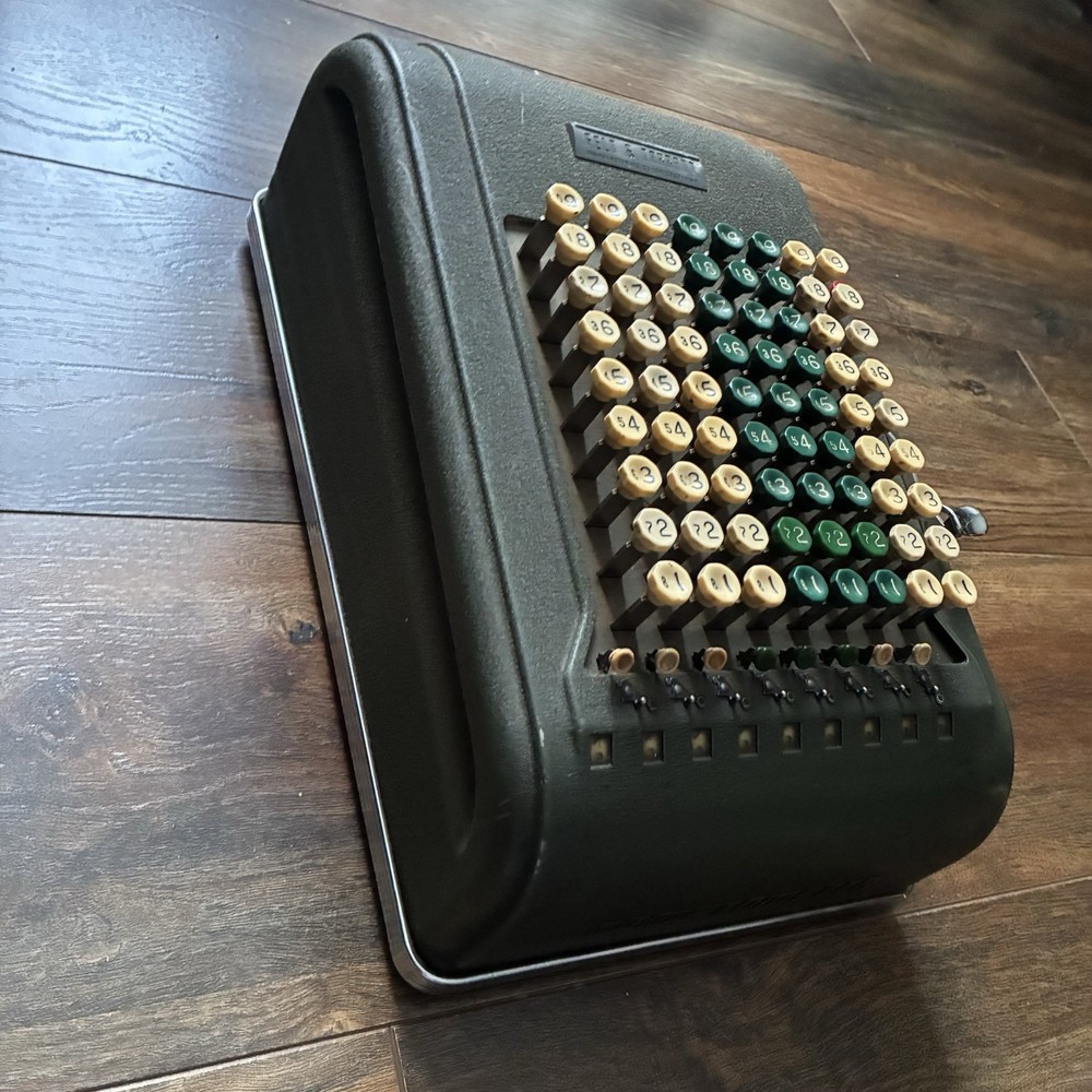 Vintage Felt & Tarrant Calculating / Adding Machine COMPTOMETER 1930s/40s Green