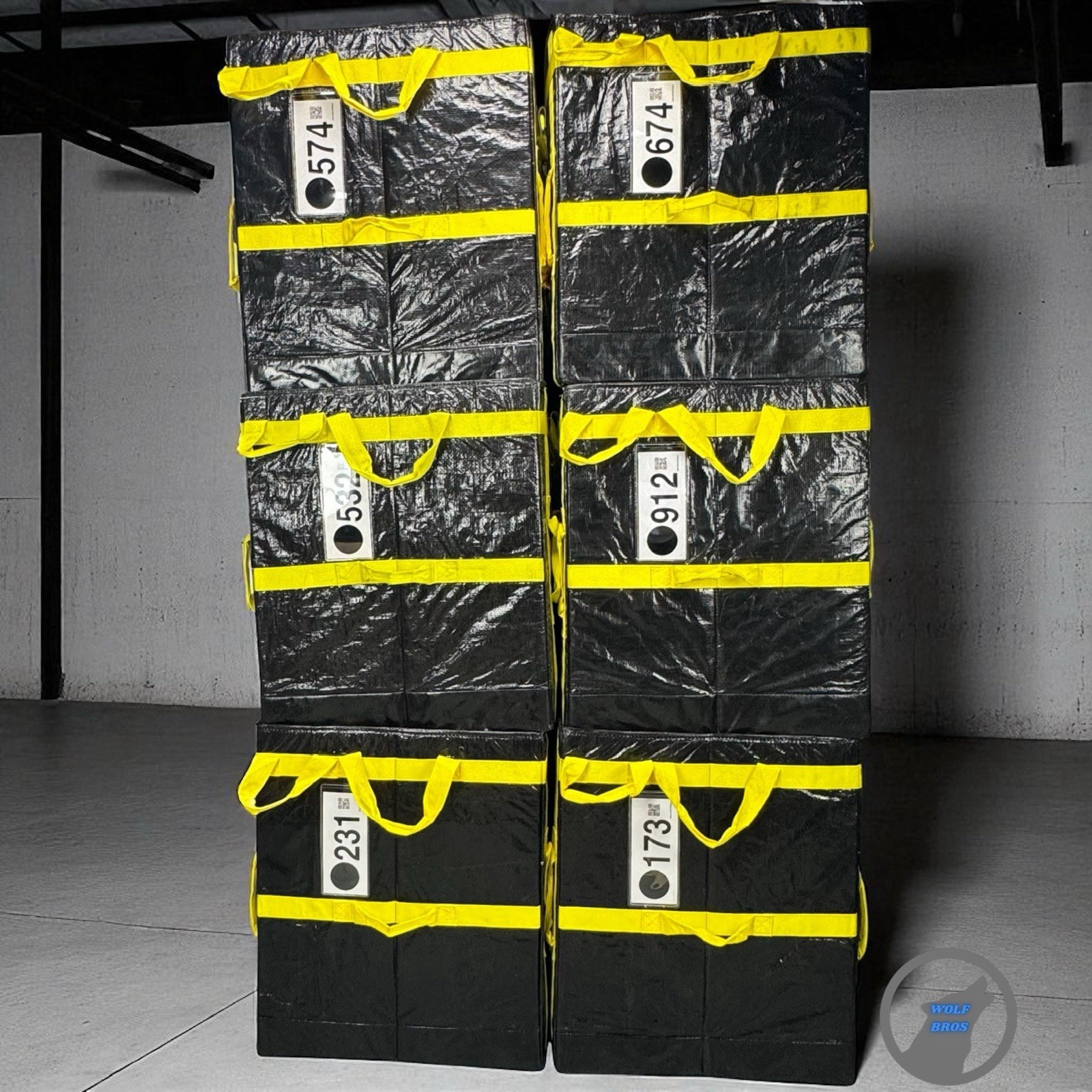 (6) AMAZON COURIER LARGE DELIVERY STORAGE BAGS 28x24x20 BLACK LOT OF 6 TOTES