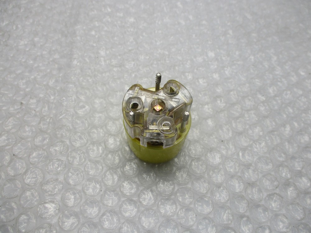 HUBBELL L5-15 PLUG NSNP