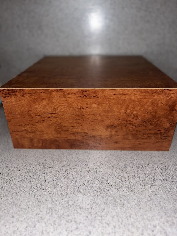 Madeira Thread Treasure Chest Embroidery Sewing Thread Germany Almost Complete