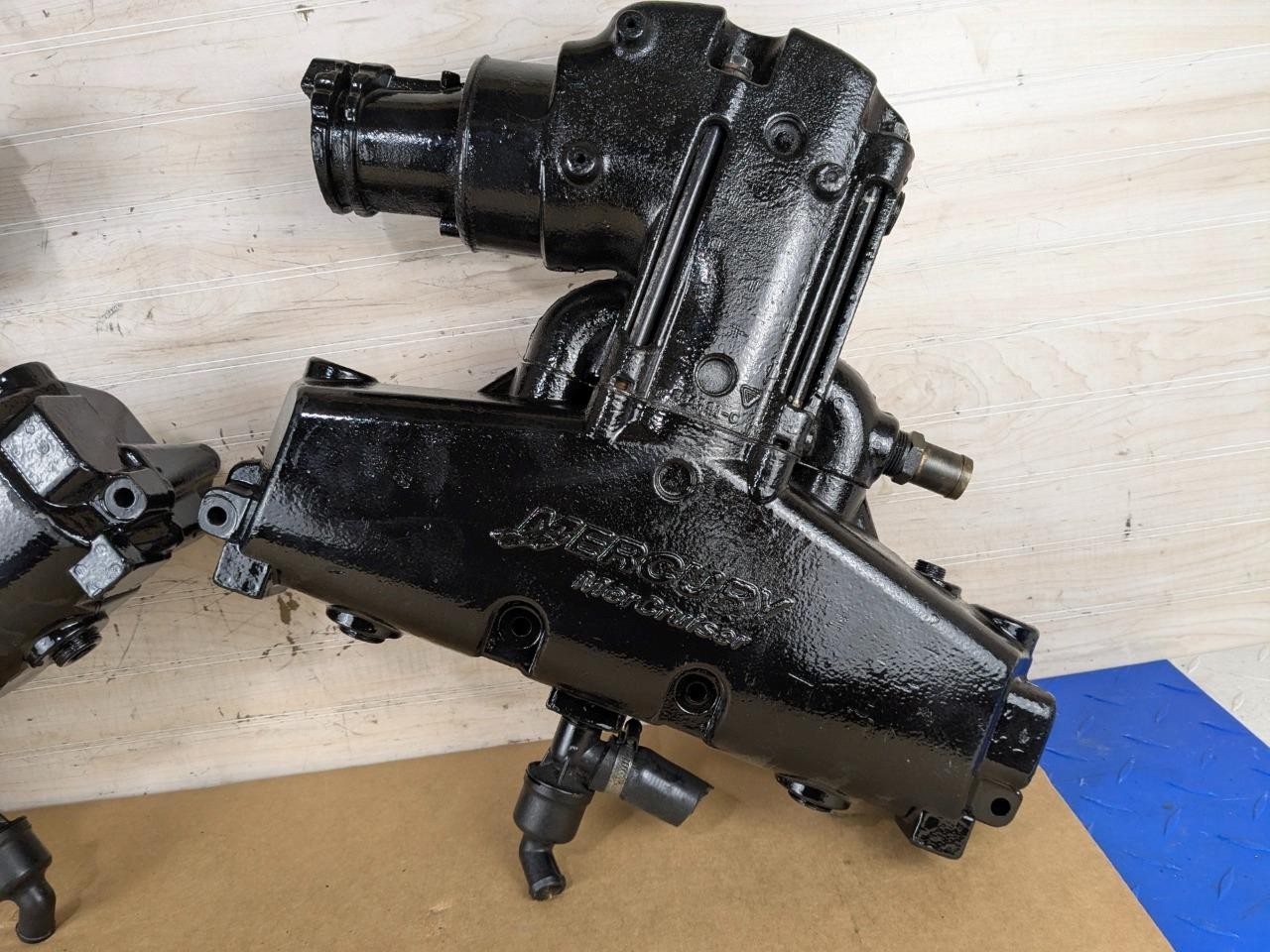 MerCruiser V8 Dry Joint Exhaust Manifolds & Risers PAIR 5.0L 5.7L 6.2L