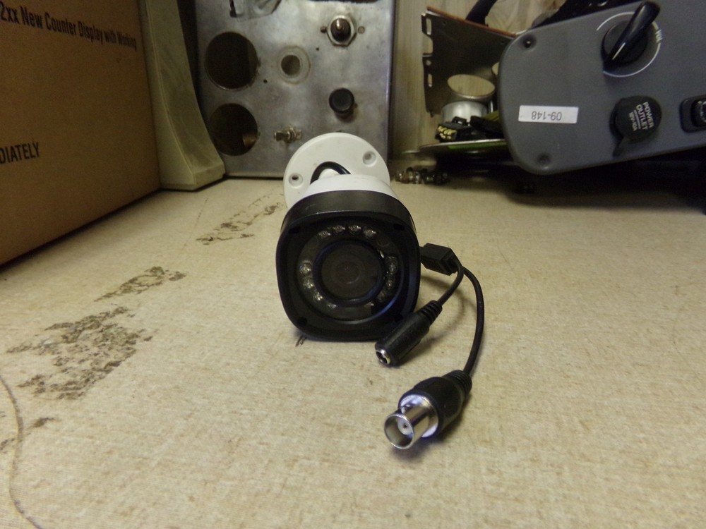 Lorex White Security Camera *FREE SHIPPING*