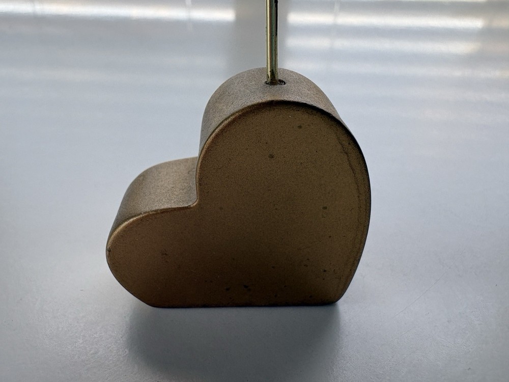 Decorative Heart Shaped Note Holder