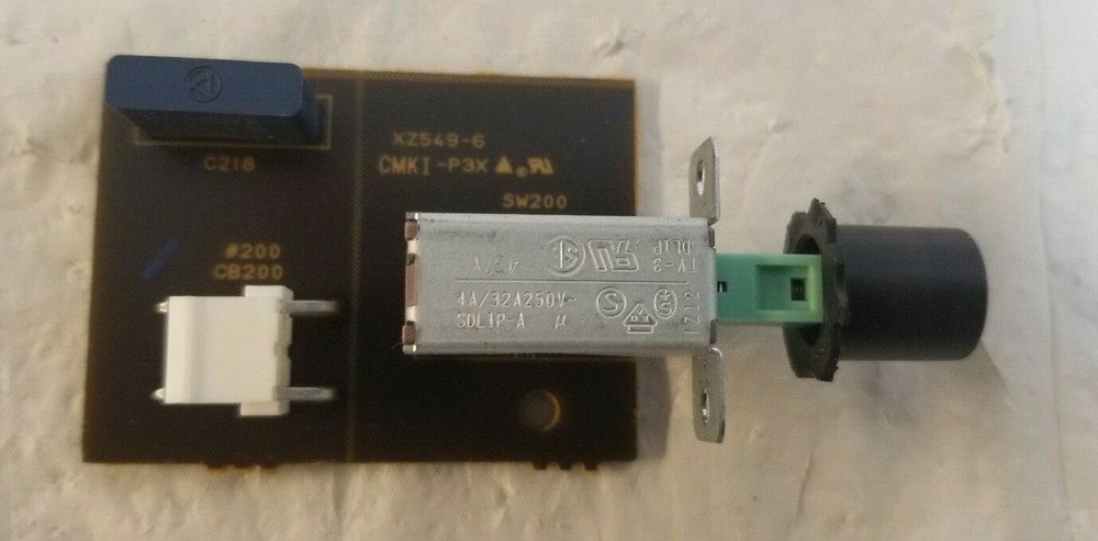 YAMAHA CDC-585 Compact Disc Player POWER BUTTON PCB BOARD Working