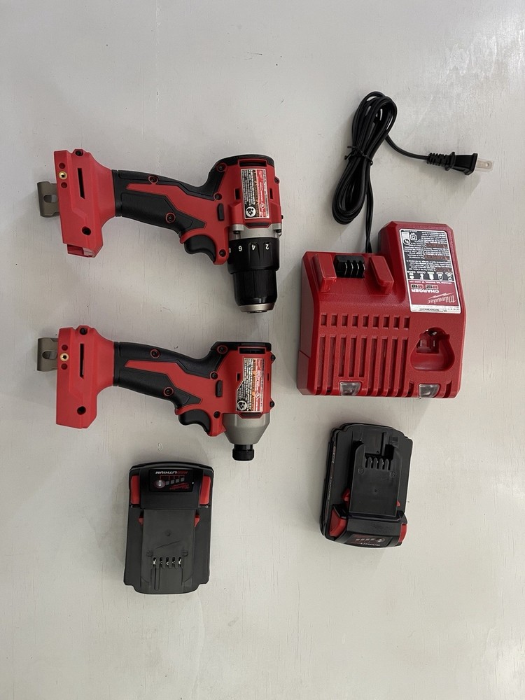 Milwaukee Cordless M18 Impact Drill/driver Kit
