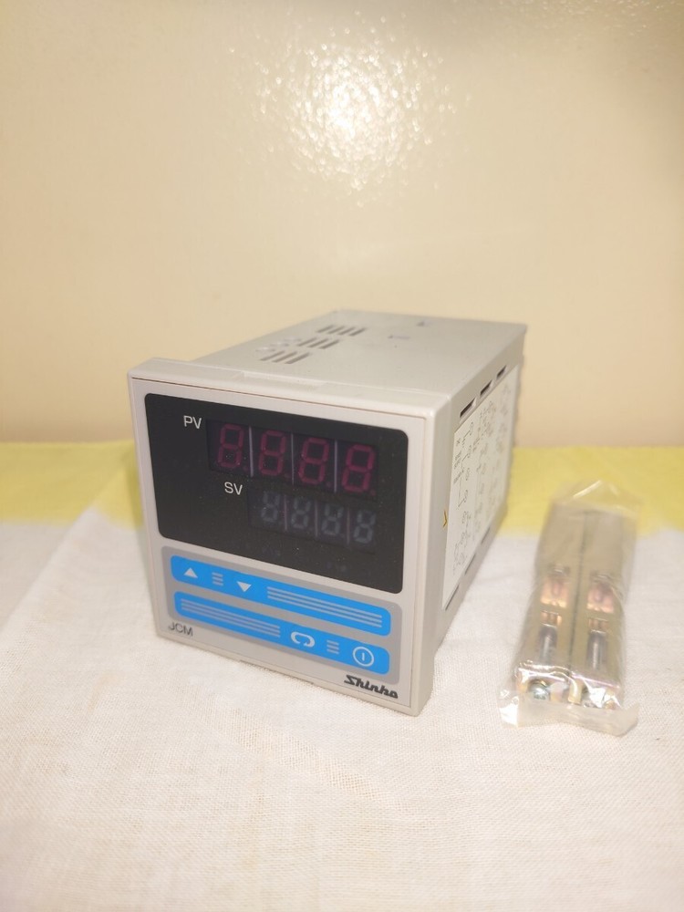 SHINKO JCM-33-RM Digital indicating controller
