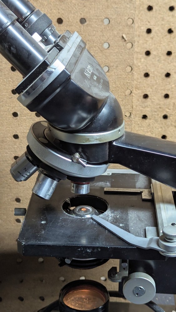 *Untested* Nikon S Microscope With Transformer And Objectives - Powers On L-KE?