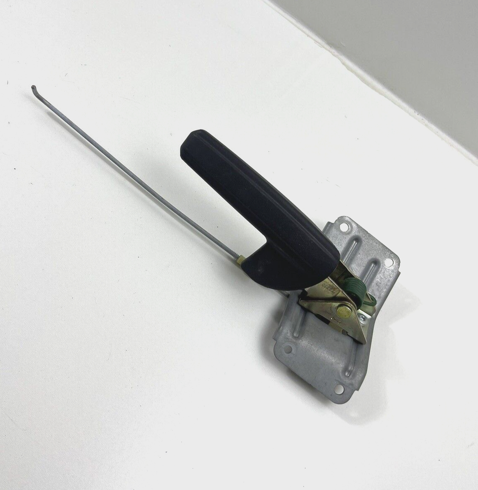 Genuine Freightliner Cascadia Interior Side Door Handle Assembly OEM