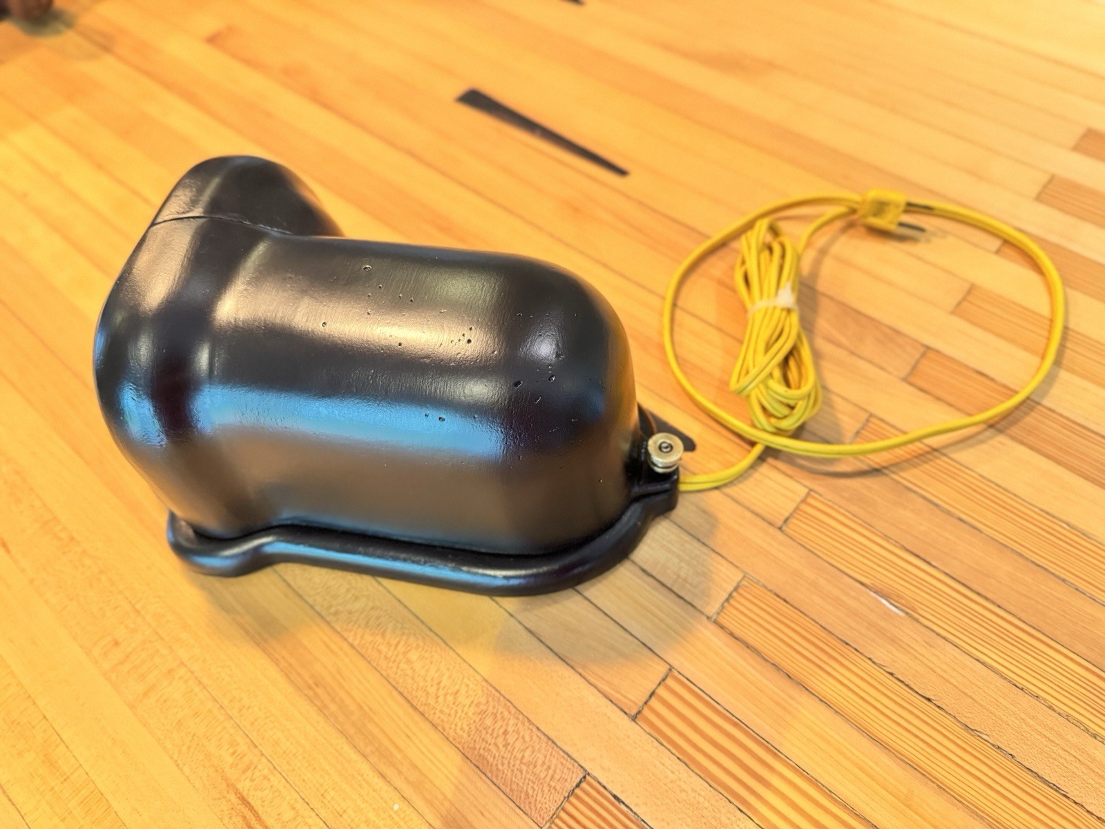 Knife Sharpener, The Carver's Friend Electric Motorized, Tested Works!