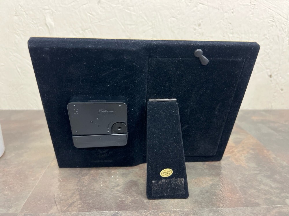ELYSEES PHOTO FRAME / CLOCK - TESTED (WBP011648)