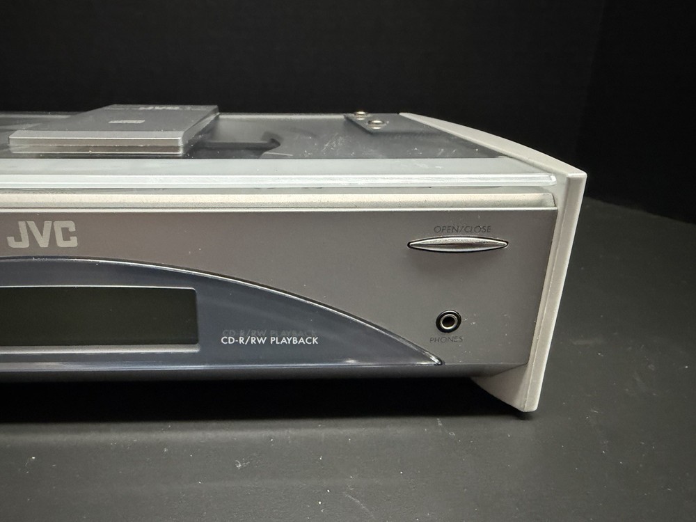 JVC FS-SD550 Compact Component System w/ Speakers Tested & Working *READ*