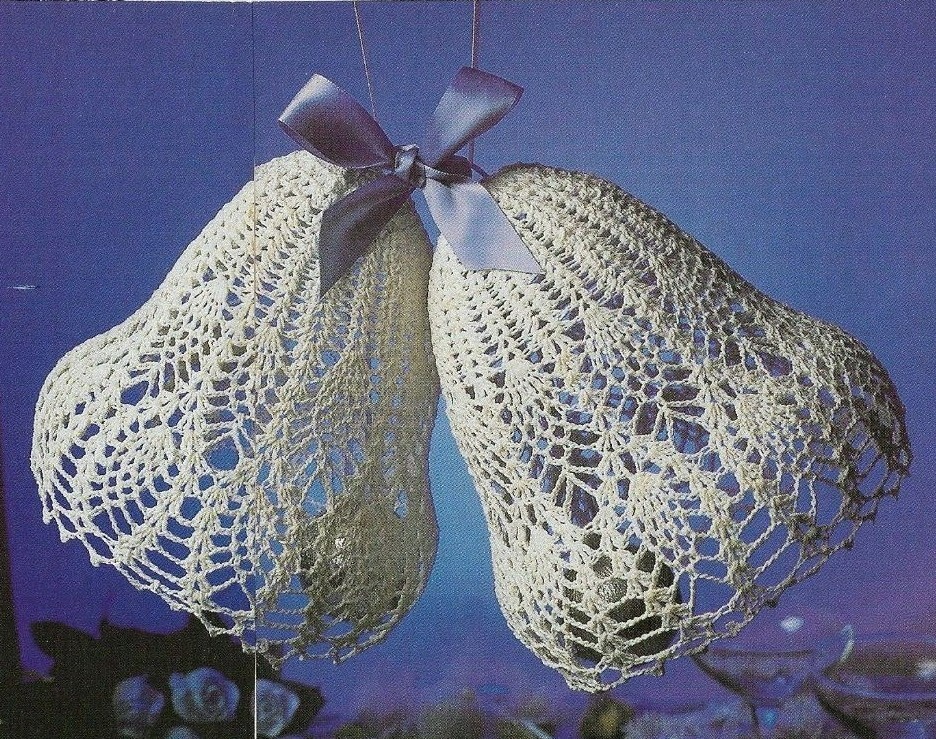 PINEAPPLE BELLS WEDDING DECOR DIGEST SIZE CROCHET PATTERN INSTRUCTIONS
