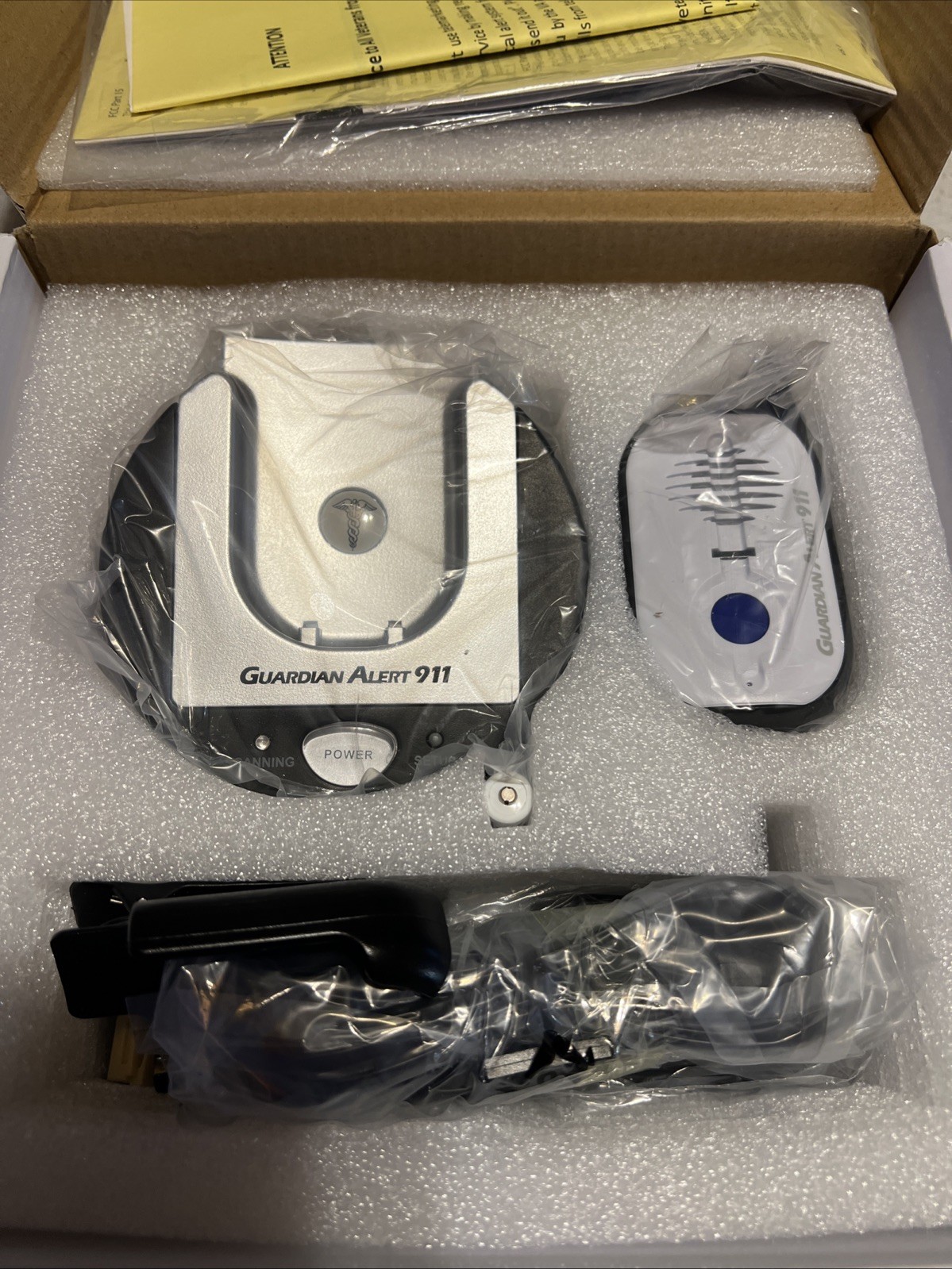 LogicMark Guardian Alert 911 DECT 6.0 Senior Medical Alert No Fees VOIP Landline