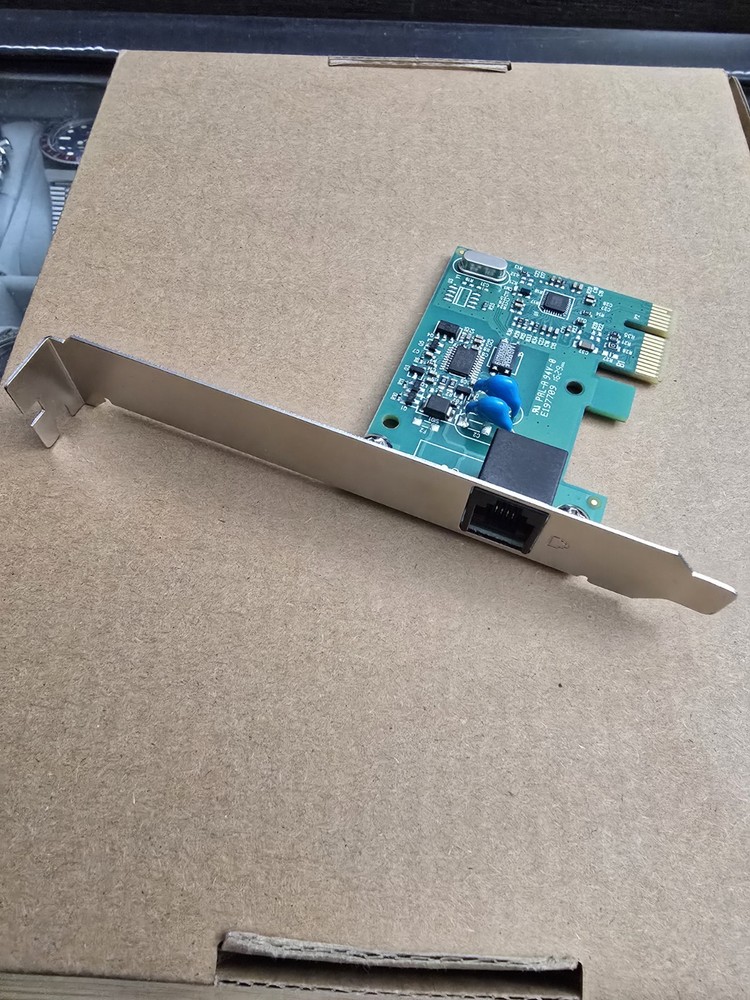 (1) US Robotics 56K Modem Internal Computet PCI Express Adapter