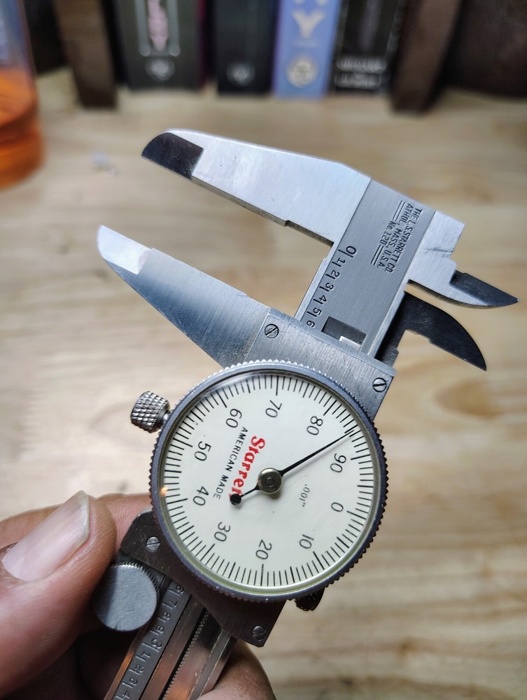 STARRETT MODEL 120 A DIAL CALIPER WITH CASE (SB1084032)