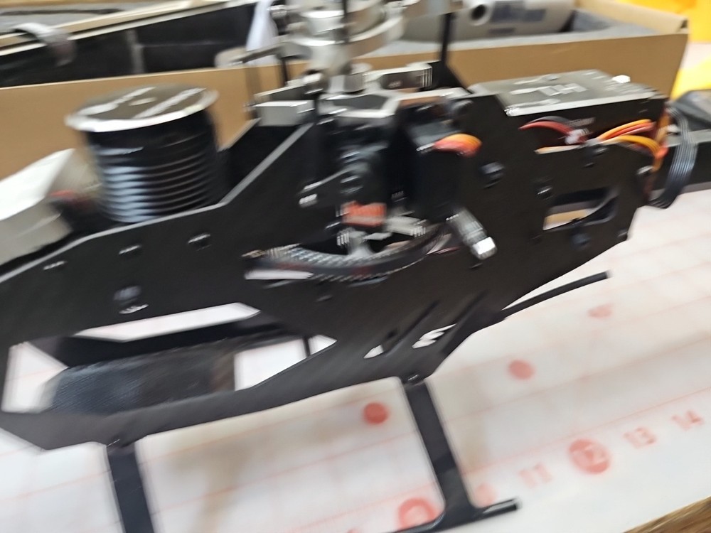 Fly Wing V2 Fw450 Heli. With Transmitter