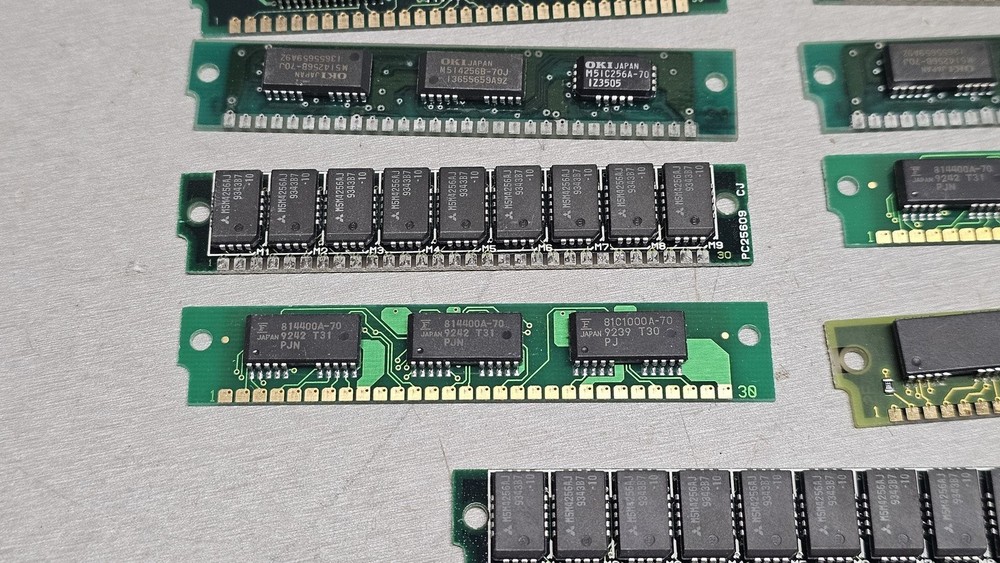 Various 30-Pin 1MB Simm Memory (BAD)(Does not Boot)