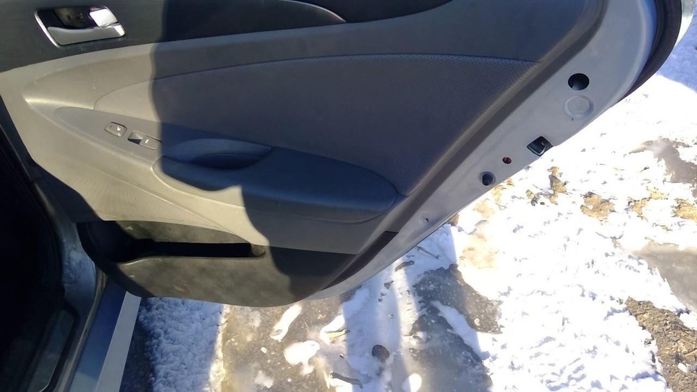 Used A/C Selector Switch fits: 2012 Hyundai Sonata w/navigation automatic temper