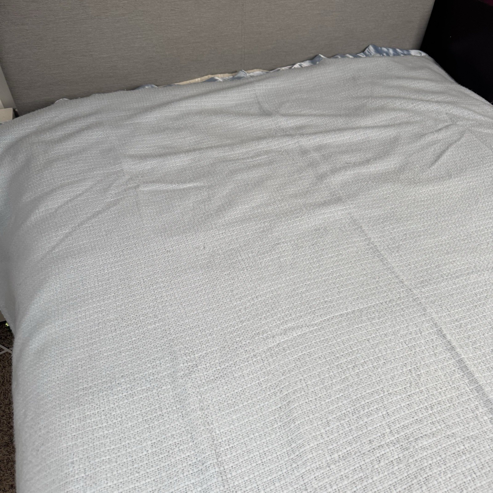 VTG Blue Blanket Thermal Waffle Weave Soft Satin Trim Cannon Mills Co 72x82