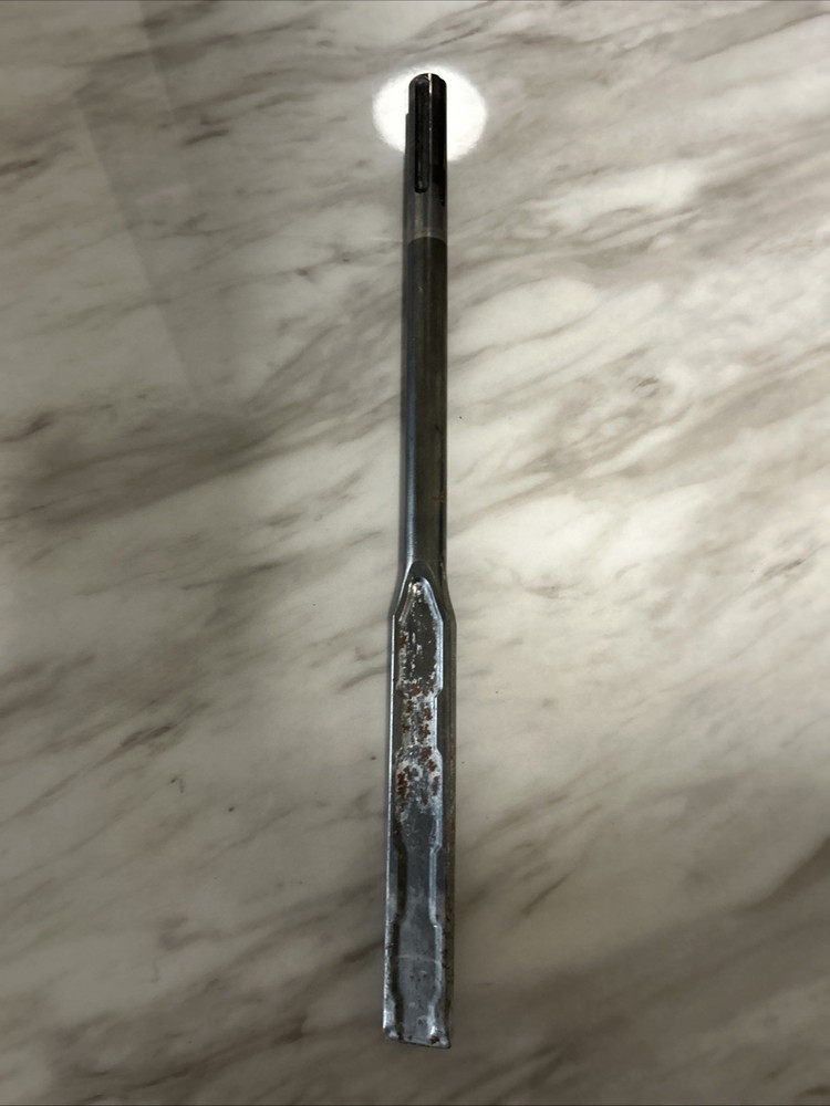 Milwaukee Flat Chisel 16”