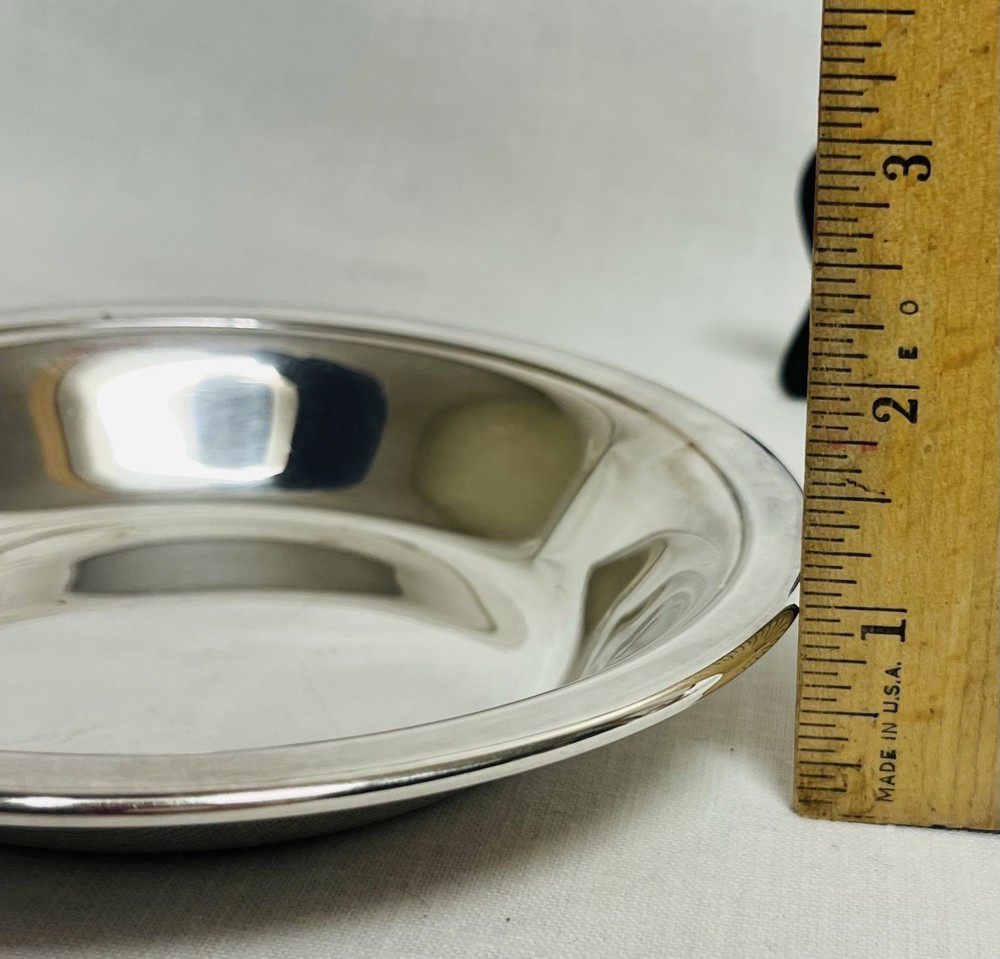 Vintage REED & BARTON Silver Plate Colonial Candy Dish