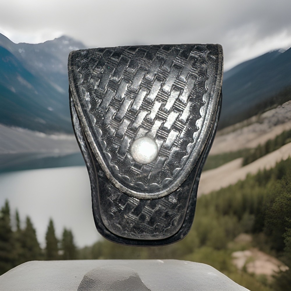 Triple K 29 Basketweave Leather Handcuff Case