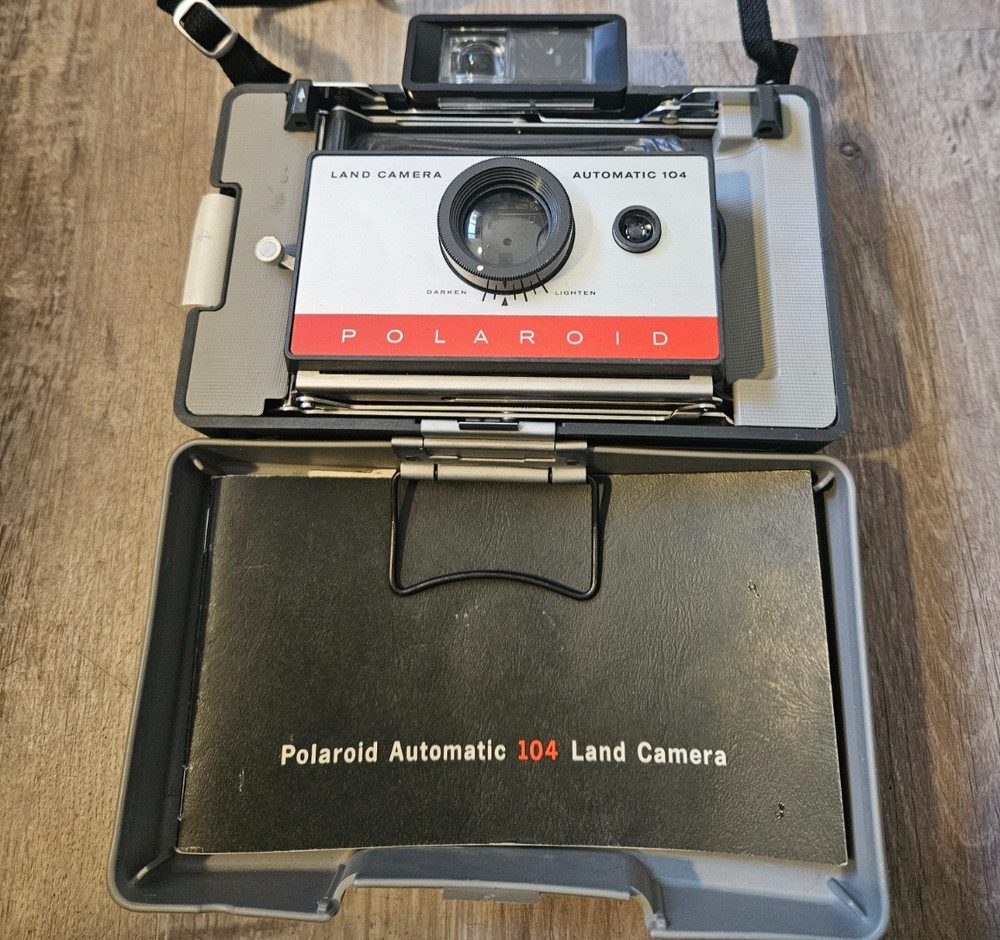 Polaroid Automatic Model 104 Land Camera Original Box, Manual, Flash, Untested.